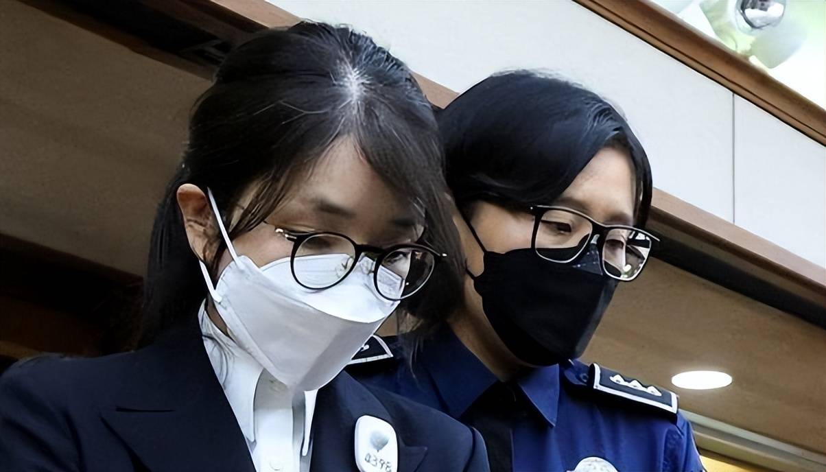 悦听到“枪毙”两个字当场就说不出话了CQ9电子网站关键证人全