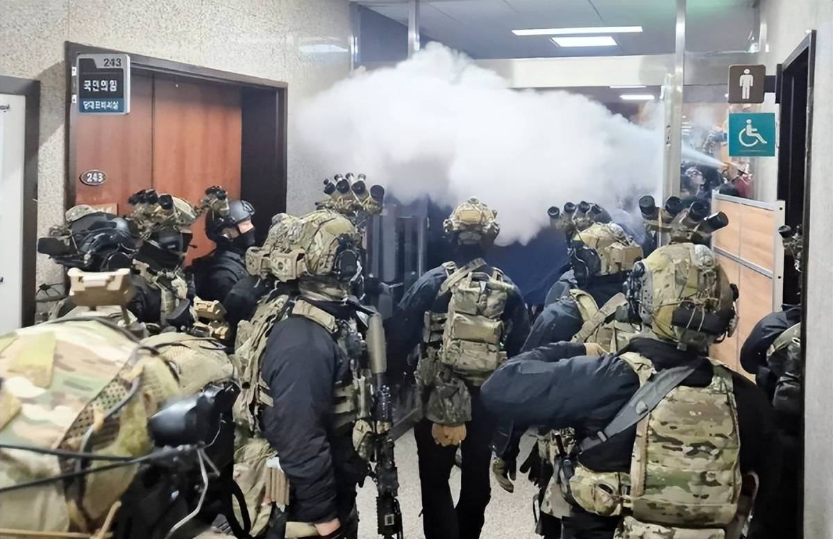 悦听到“枪毙”两个字当场就说不出话了CQ9电子网站关键证人全都招了尹锡(图14)