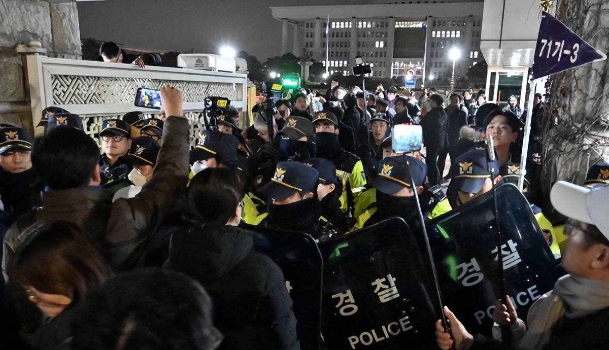 悦听到“枪毙”两个字当场就说不出话了CQ9电子网站关键证人全都招了尹锡(图15)