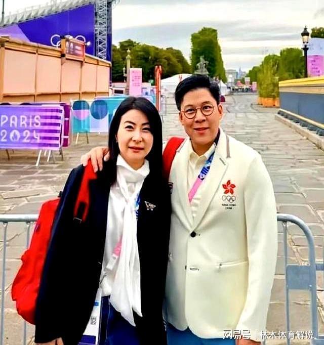 上的笑声：46岁霍启刚给所有人上了一课CQ9电子中国网站豪门不是房产证是饭桌(图6)