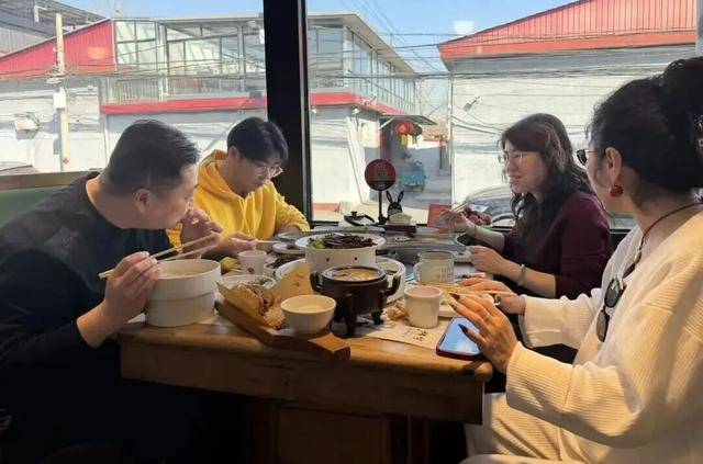 年丨系列活动带火民宿餐饮消费CQ9电子游戏平台来怀柔过大(图3)